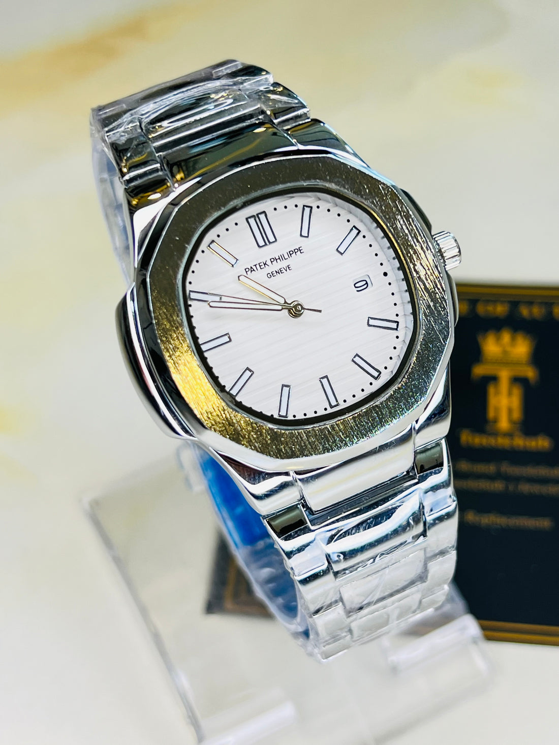 Patek Phillipe Nautilus (White Dial- Silver Chain)
