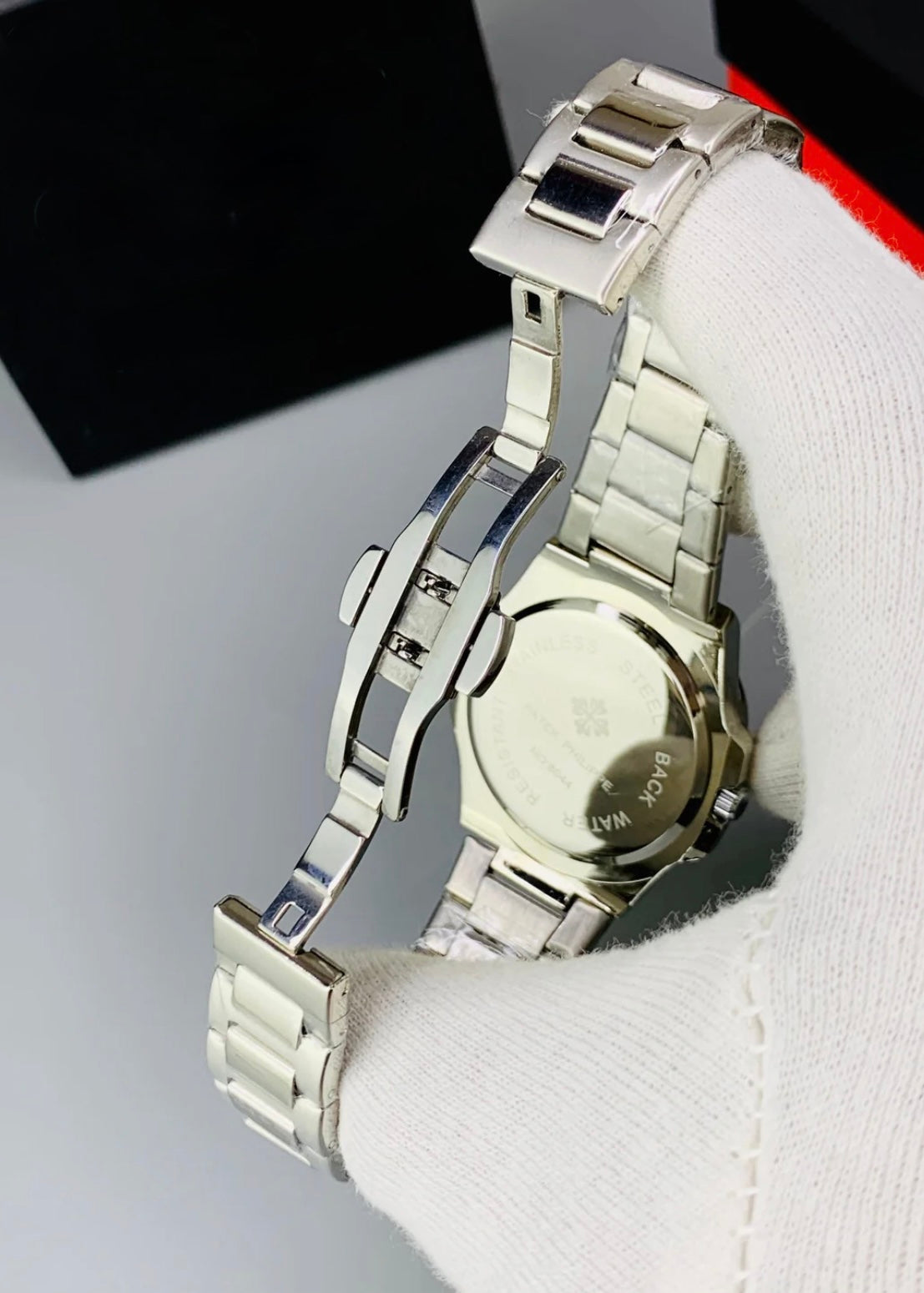 Patek Phillipe Nautilus (Tiffany Blue Dial- Silver Chain)